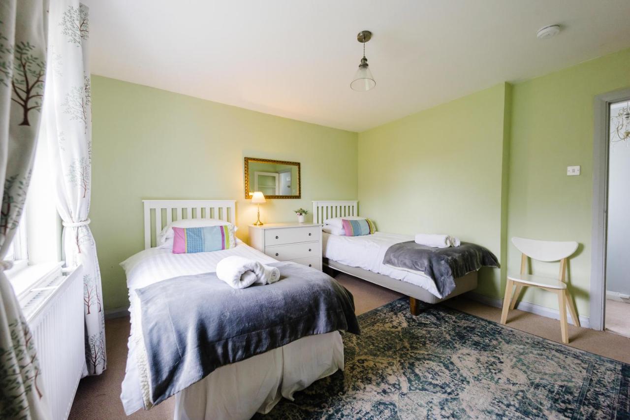 May Tree Cottage Manorbier 5 Mins From The Beach Sleeps 4 Экстерьер фото